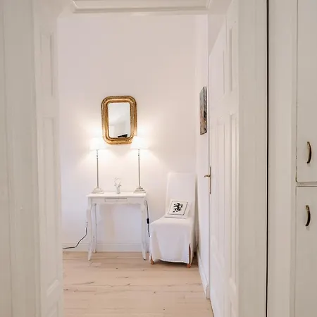 Апартаменти Altstadt Elegance Грац